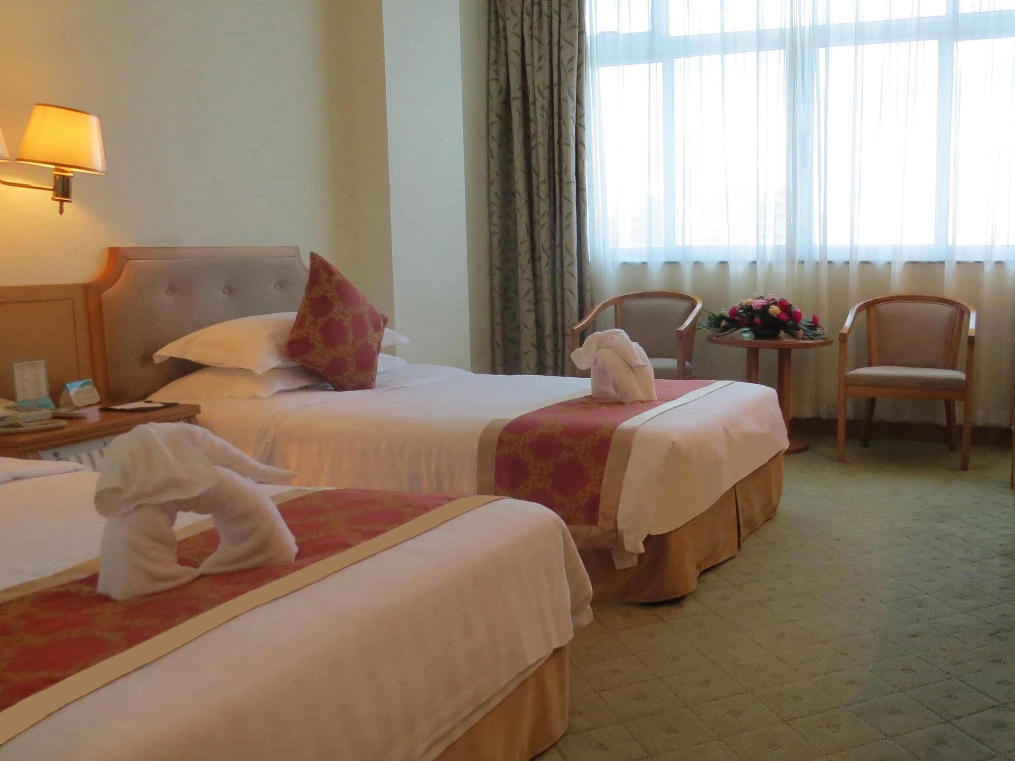 Guoxi Hotel Sanya Esterno foto