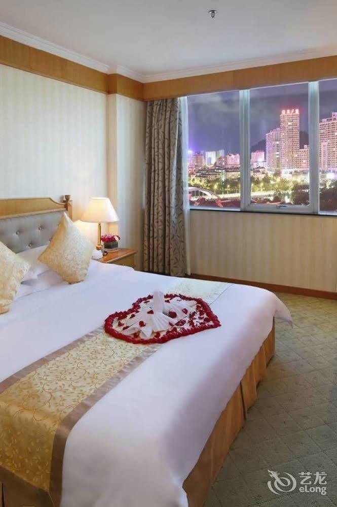 Guoxi Hotel Sanya Esterno foto